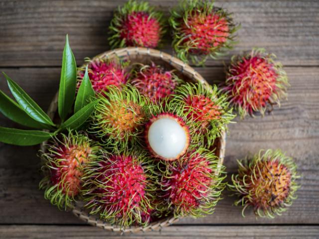 Mamón chino, ejemplo de fruta para la diabetes en Panamá.
